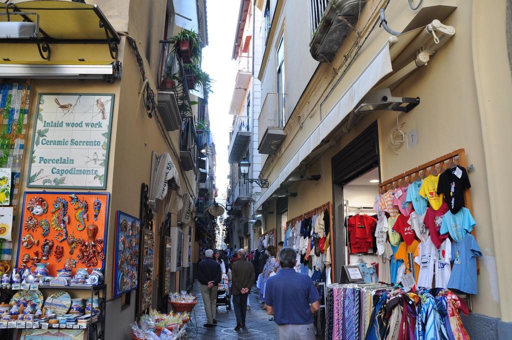 Sedil Dominova Apartment Sorrento Exterior photo